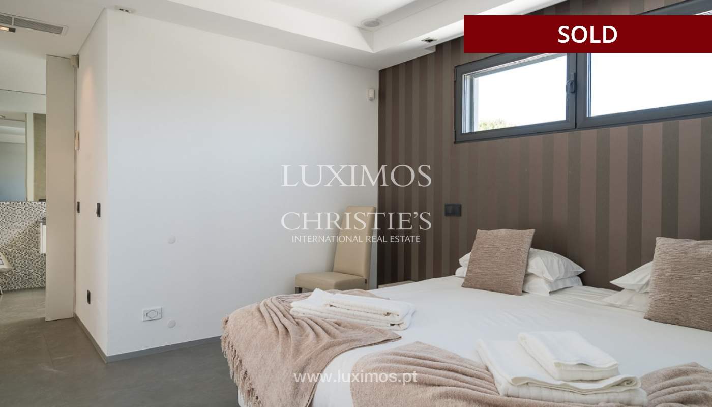 Freistehende villa zum Verkauf mit pool, neben golf und Strand, Vilamoura, Algarve, Portugal_78042