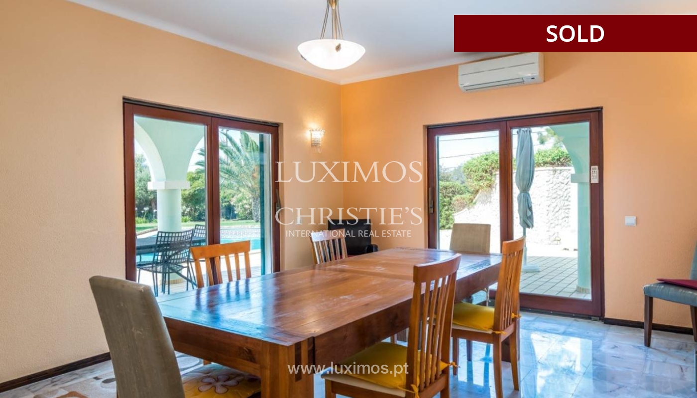 Sale of villa with garden and pool in Penina, Alvor, Algarve, Portugal_83389