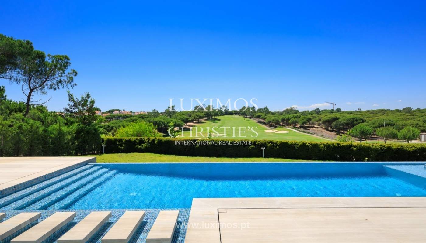 Villa moderne à vendre sur le golf à Vale do Lobo, Algarve, Portugal_83659
