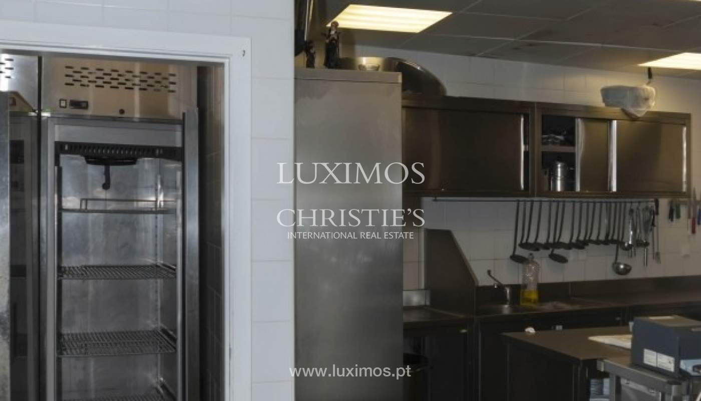 Restaurant with industrial kitchen, in Matosinhos, Porto, Portugal_8524
