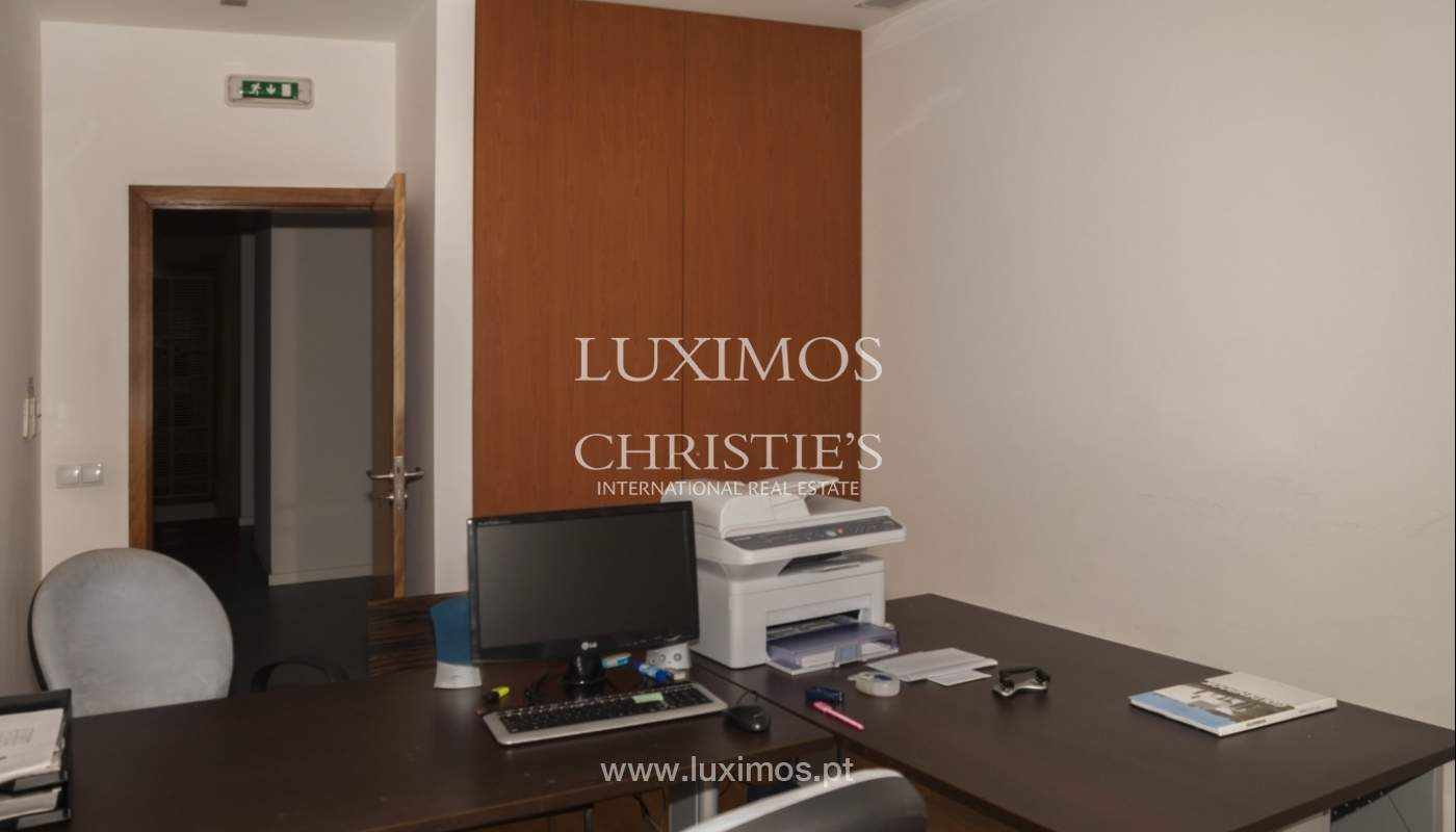 Restaurant with industrial kitchen, in Matosinhos, Porto, Portugal_8540