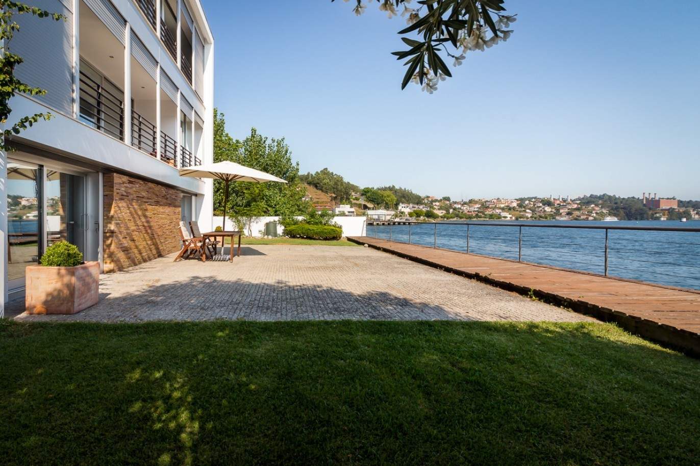 Villa avec une vue fantastique sur la rivière, Porto, Portugal _85476