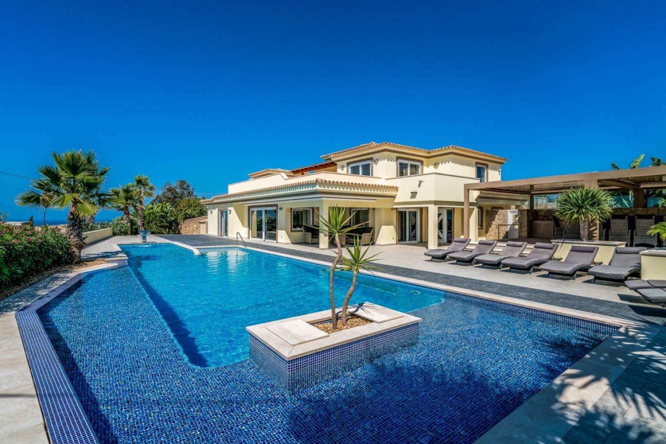 Sale of luxury sea view villa in Albufeira, Algarve, Portugal_86165