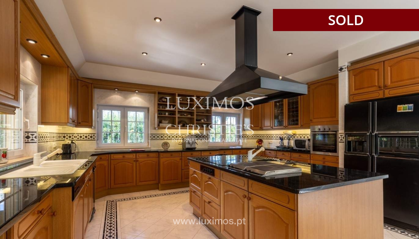 Venda de moradia de luxo frente golfe em Vilamoura, Algarve, Portugal_86653