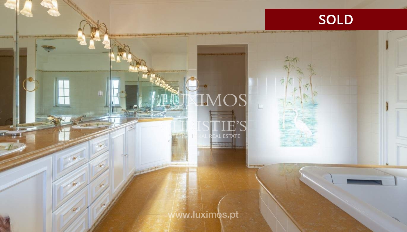 Venda de moradia de luxo frente golfe em Vilamoura, Algarve, Portugal_86667