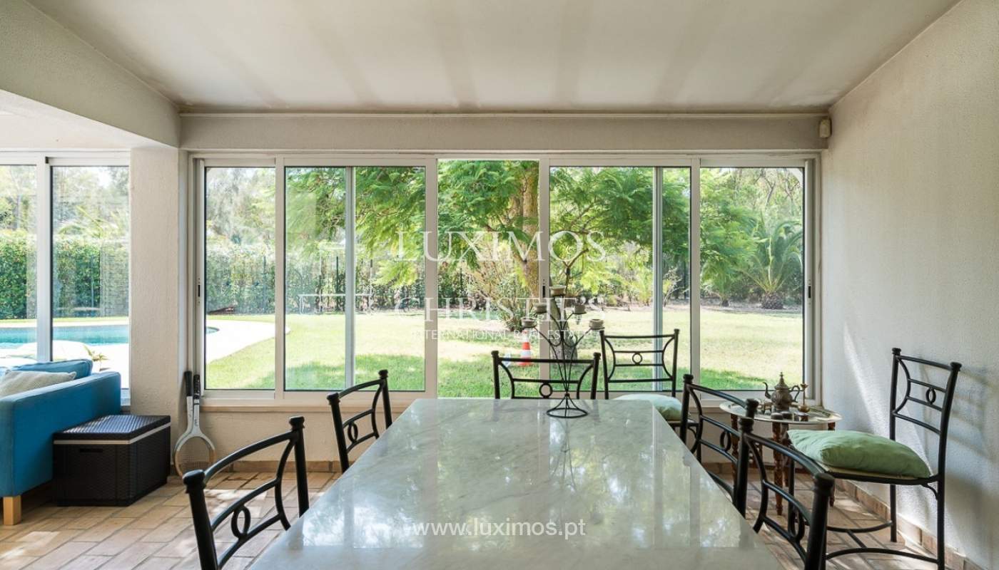 Villa à vendre avec piscine, près de la plage et du golf, Penina, Algarve, Portugal_86999