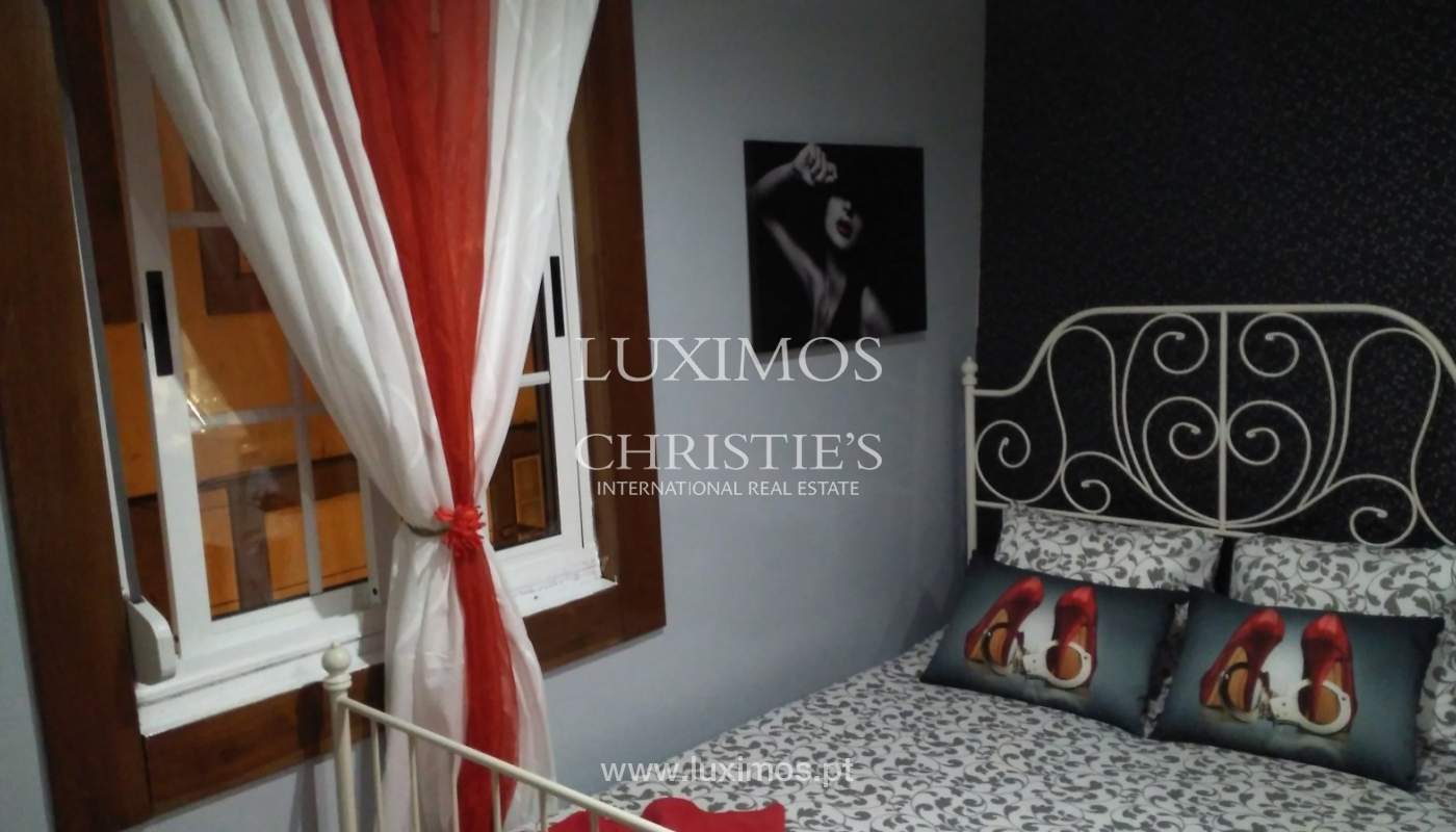 Prédio de 3 pisos, para venda, Baixa do Porto, Portugal _91224