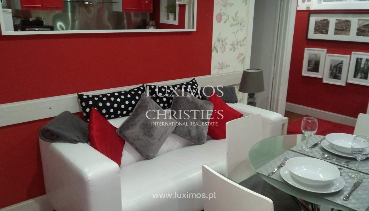 Prédio de 3 pisos, para venda, Baixa do Porto, Portugal _91245