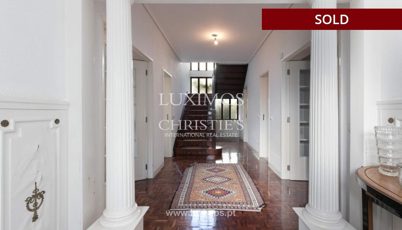 Sale of Villa with garden and lake, Porto, Portugal _93045