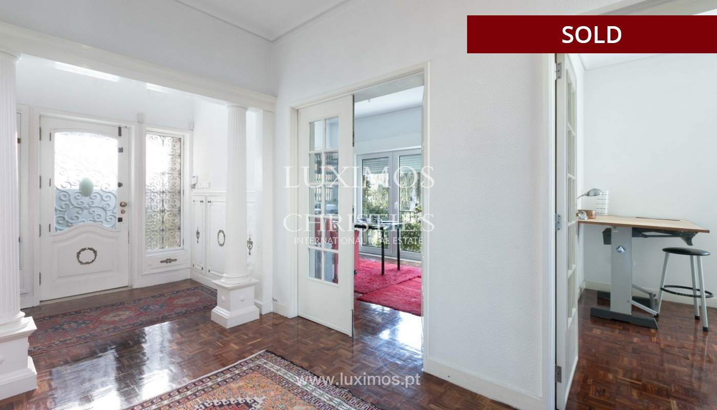 Sale of Villa with garden and lake, Porto, Portugal _93046