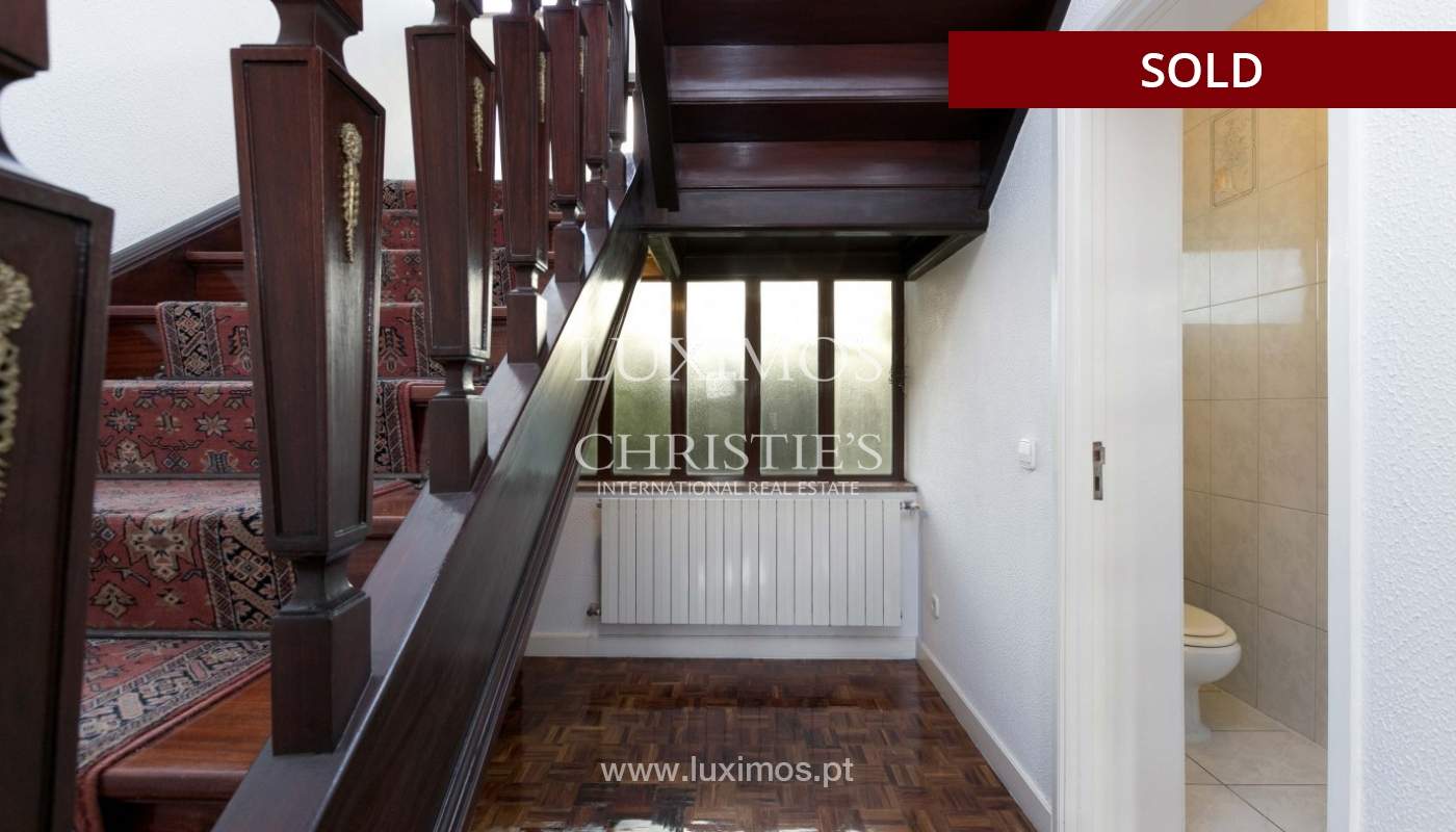 Sale of Villa with garden and lake, Porto, Portugal _93052