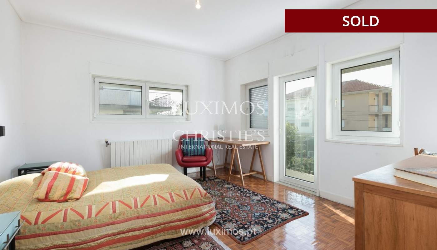 Sale of Villa with garden and lake, Porto, Portugal _93055