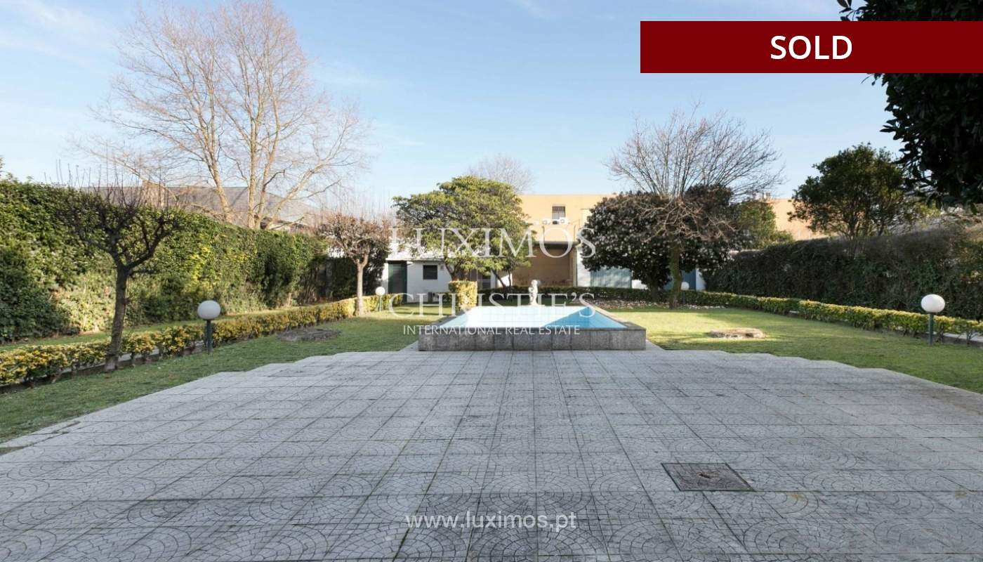 Sale of Villa with garden and lake, Porto, Portugal _93069