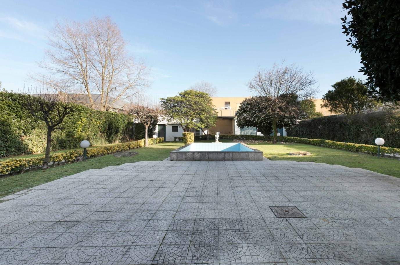 Villa avec jardin et le lac à vendre à Porto, Portugal _93069