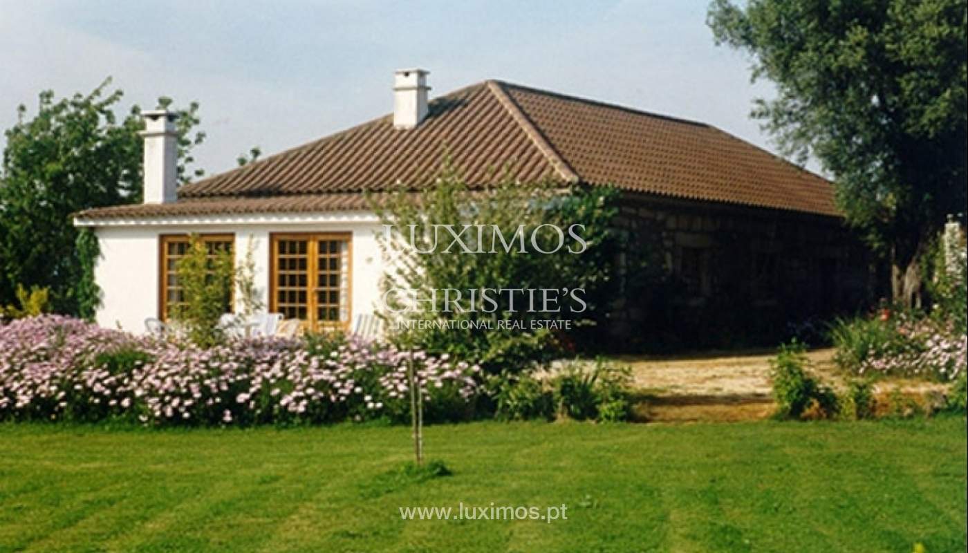 Landhaus mit Garten, pool und Tennisplatz in Quintiães, Portugal_9474