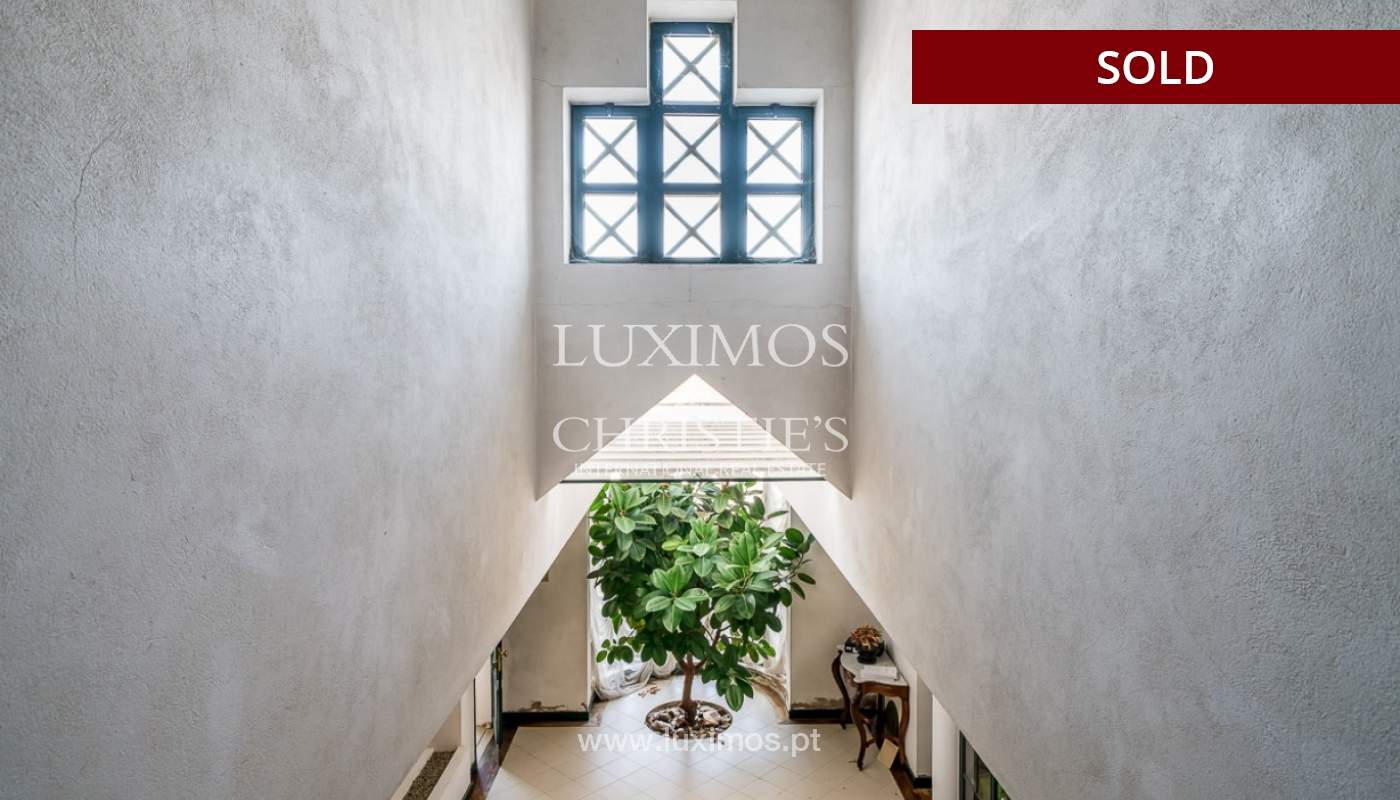 Sale of house with garden near the sea in Faro, Algarve, Portugal_97393
