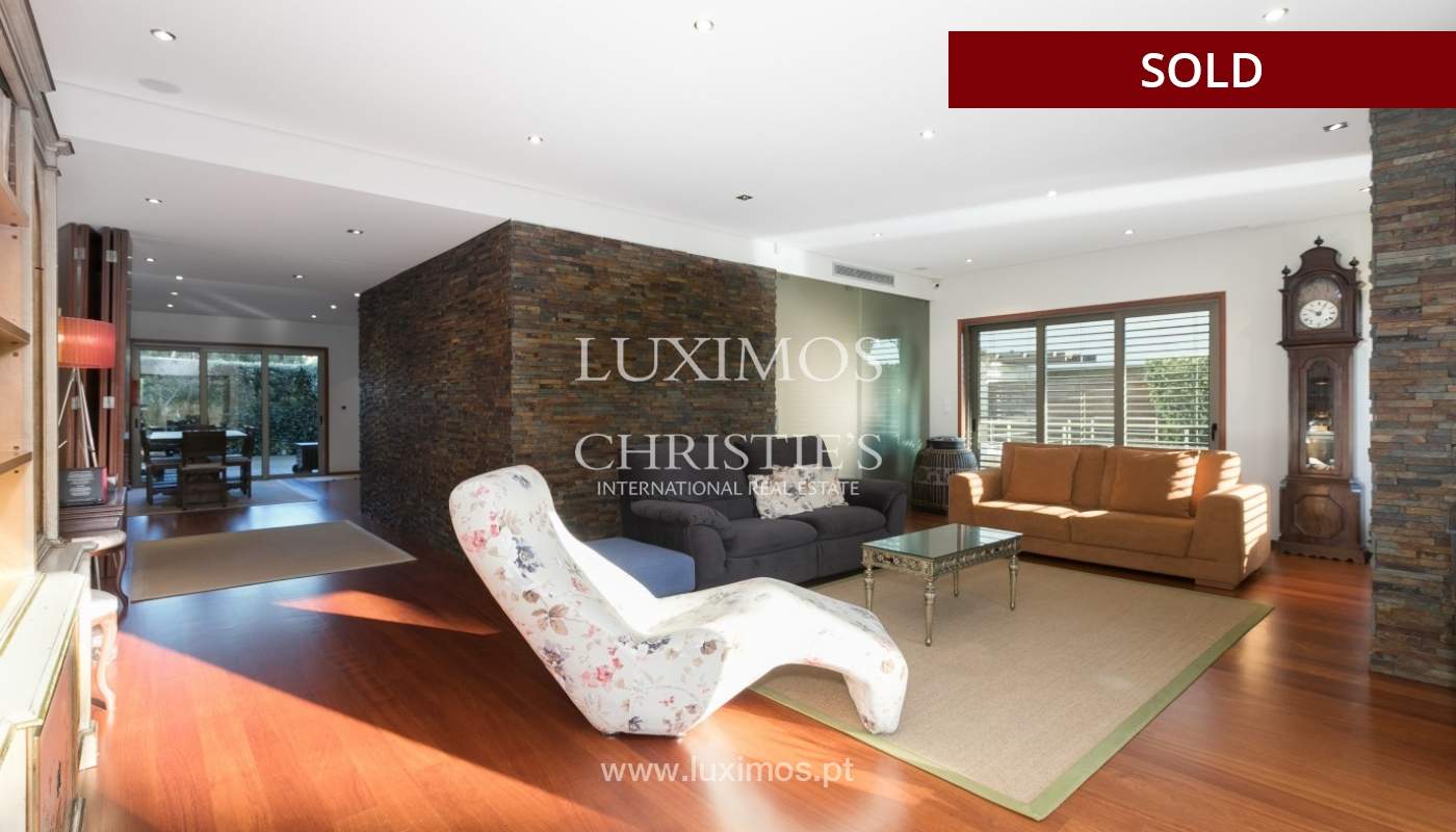 Sale of villa with pool and garden in Vila Nova de Gaia, Portugal_97427