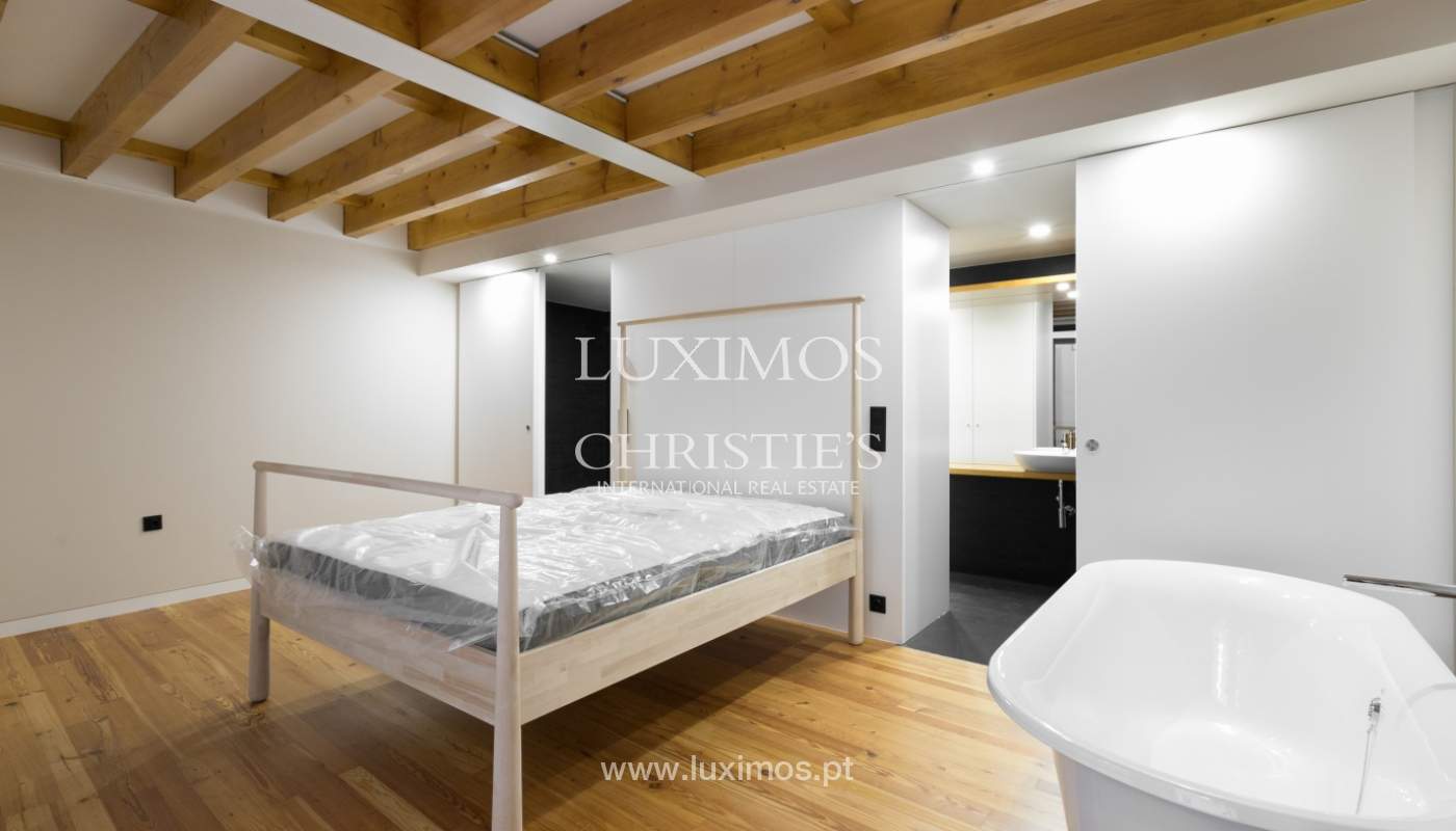 Sale of modern and rebuilt house in Porto downtown, Portugal_97950