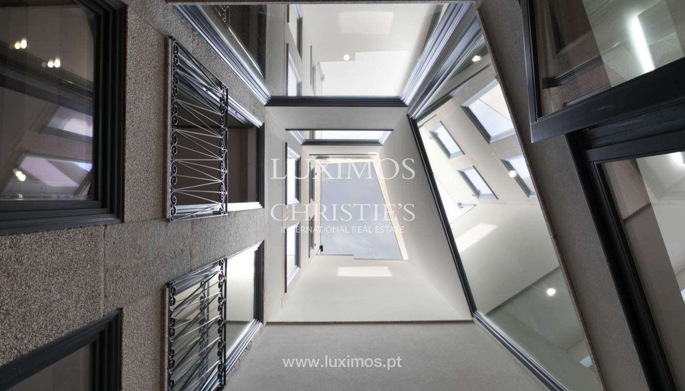 Sale of modern and rebuilt house in Porto downtown, Portugal_97952