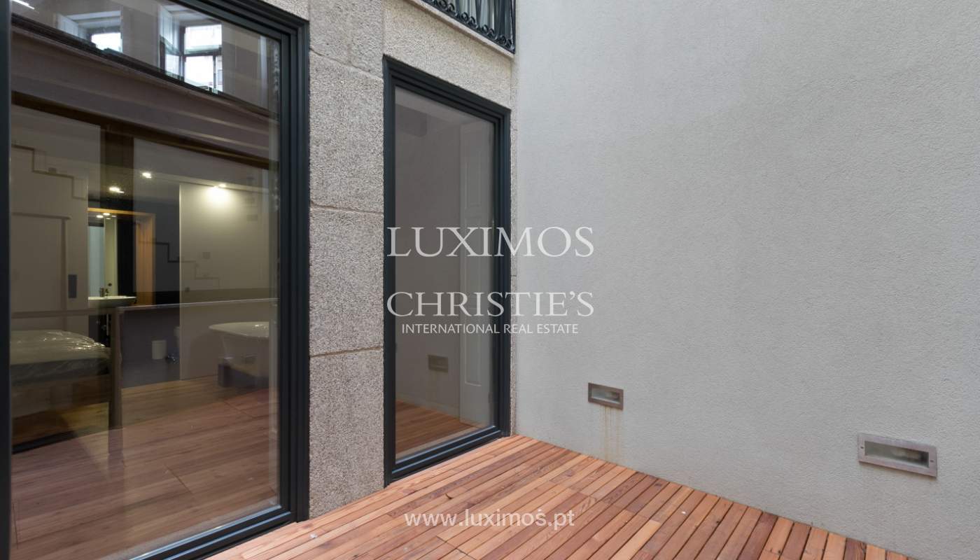 Sale of modern and rebuilt house in Porto downtown, Portugal_97954