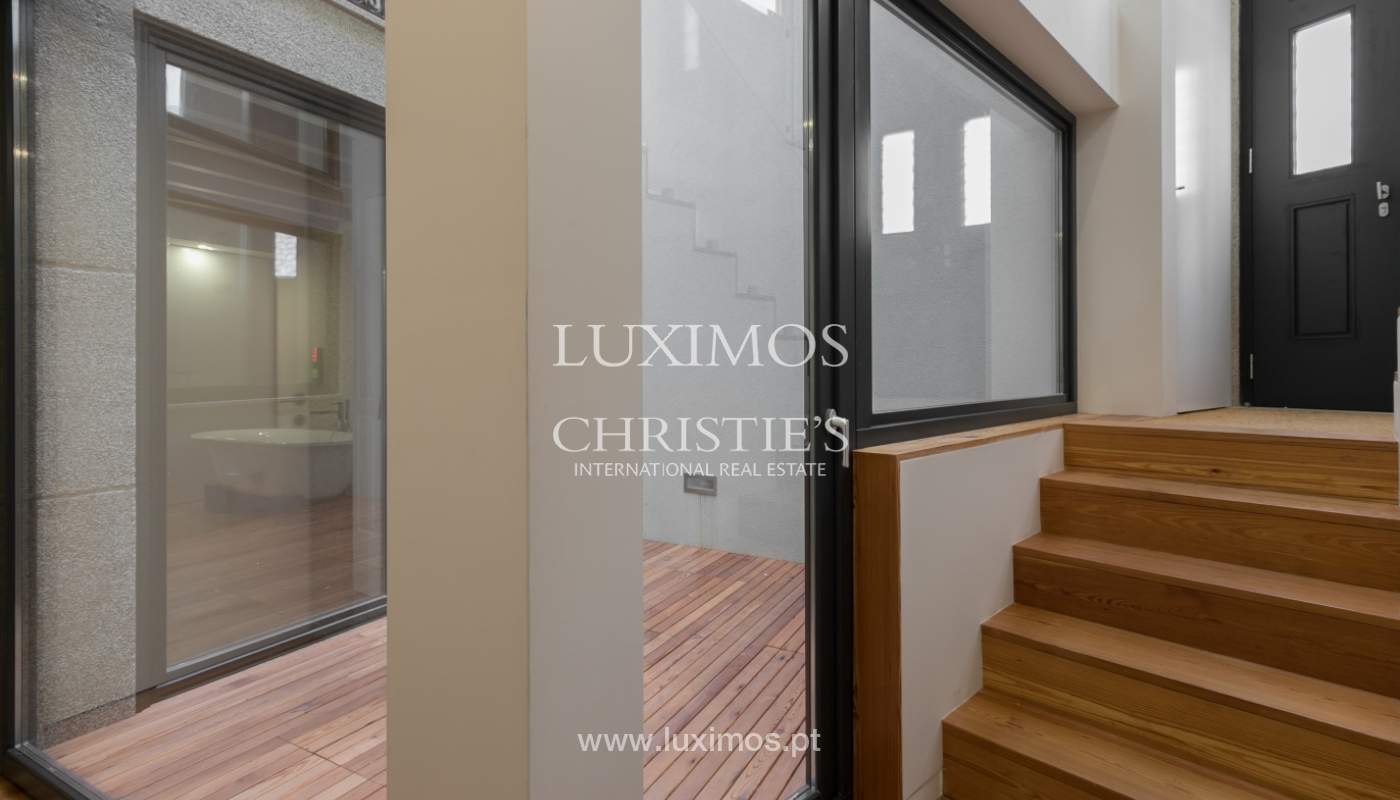 Sale of modern and rebuilt house in Porto downtown, Portugal_97961