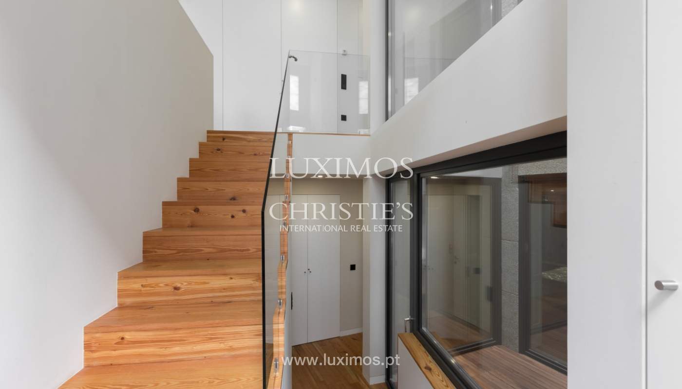 Sale of modern and rebuilt house in Porto downtown, Portugal_97963