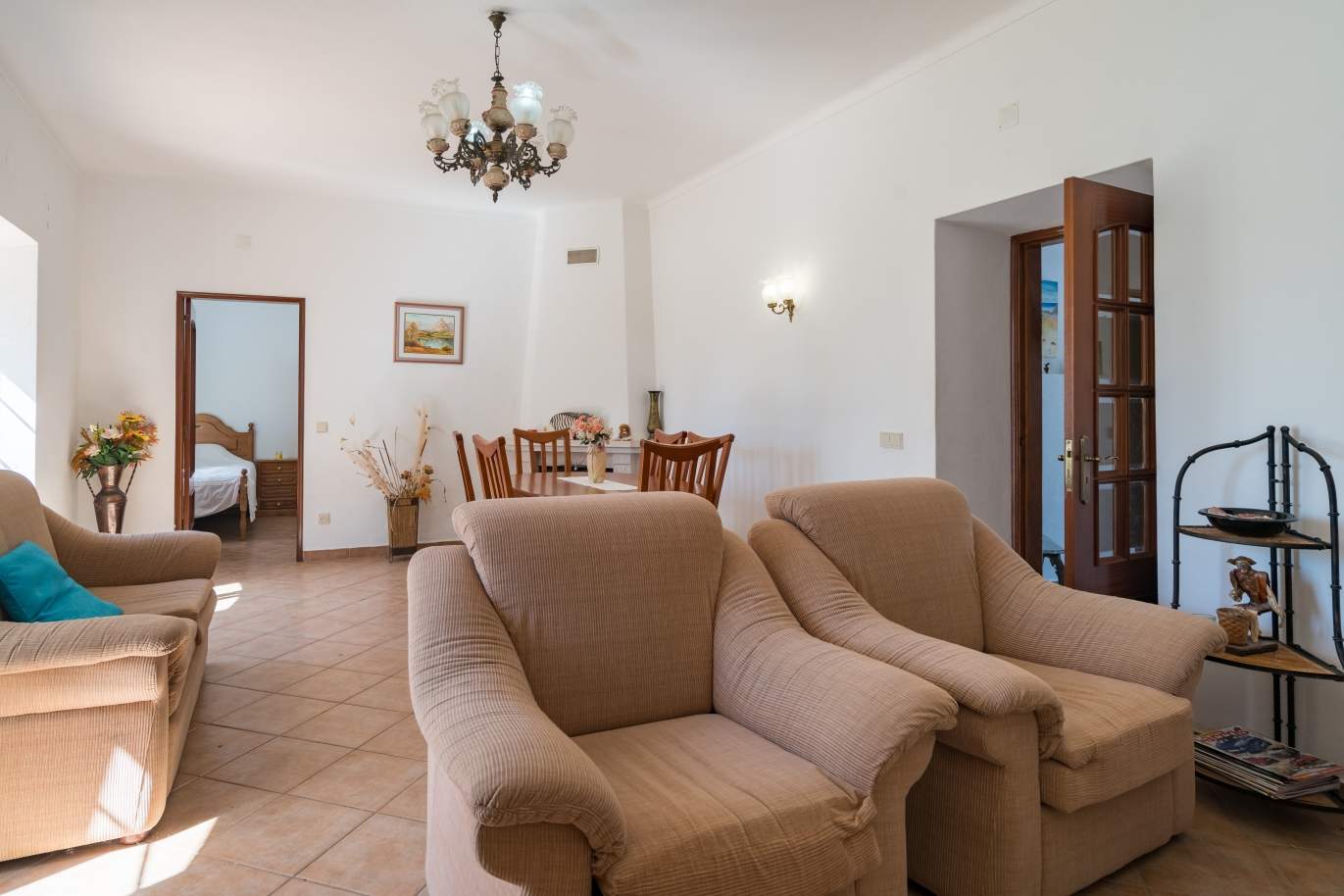 Sale of villa with pool in Boliqueime, Loulé, Algarve, Portugal_98520