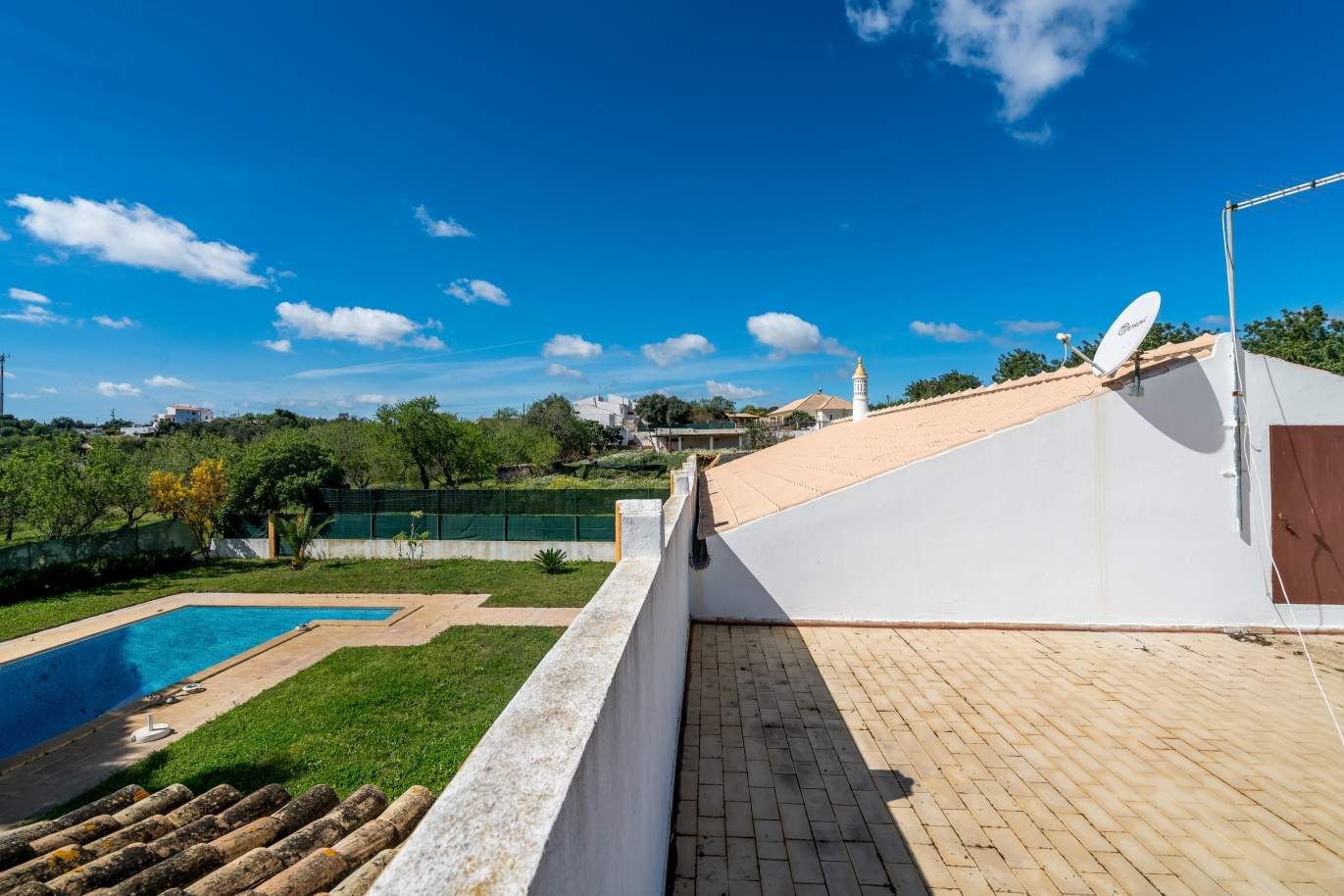 Venda de moradia com piscina em Boliqueime, Loulé, Algarve_98528