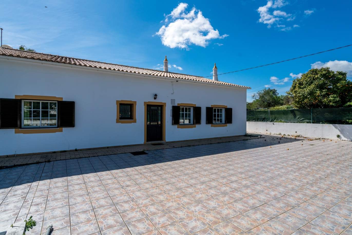 Sale of villa with pool in Boliqueime, Loulé, Algarve, Portugal_98537