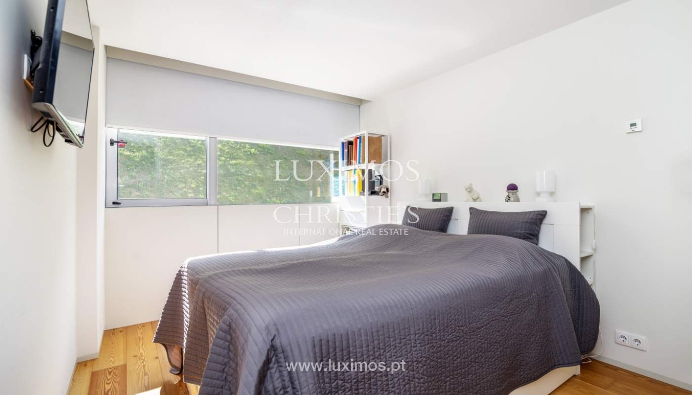 Sale of luxury apartment with river views, V. N. Gaia, Porto, Portugal_99232