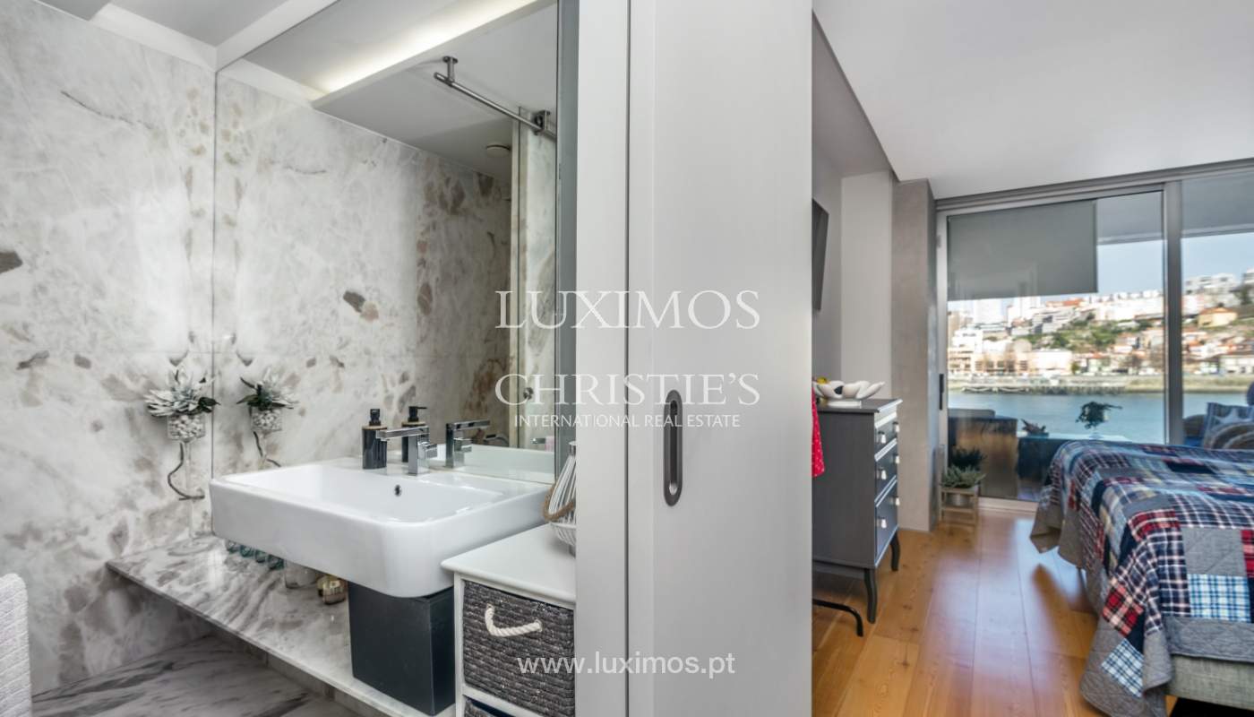 Sale of luxury apartment with river views, V. N. Gaia, Porto, Portugal_99237