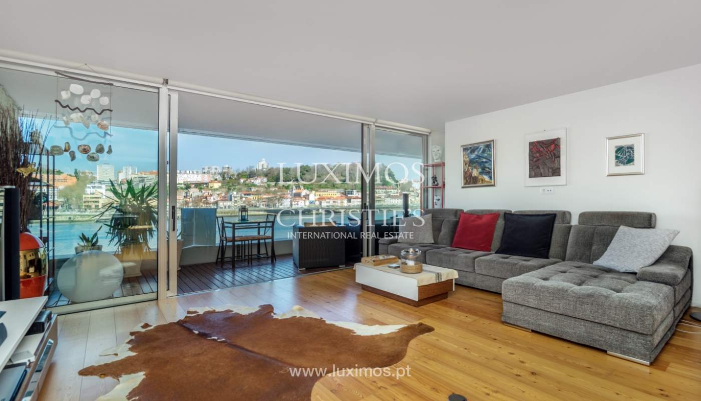 Sale of luxury apartment with river views, V. N. Gaia, Porto, Portugal_99240