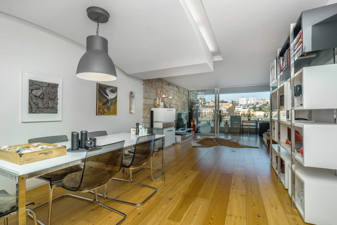 Sale of luxury apartment with river views, V. N. Gaia, Porto, Portugal_99241