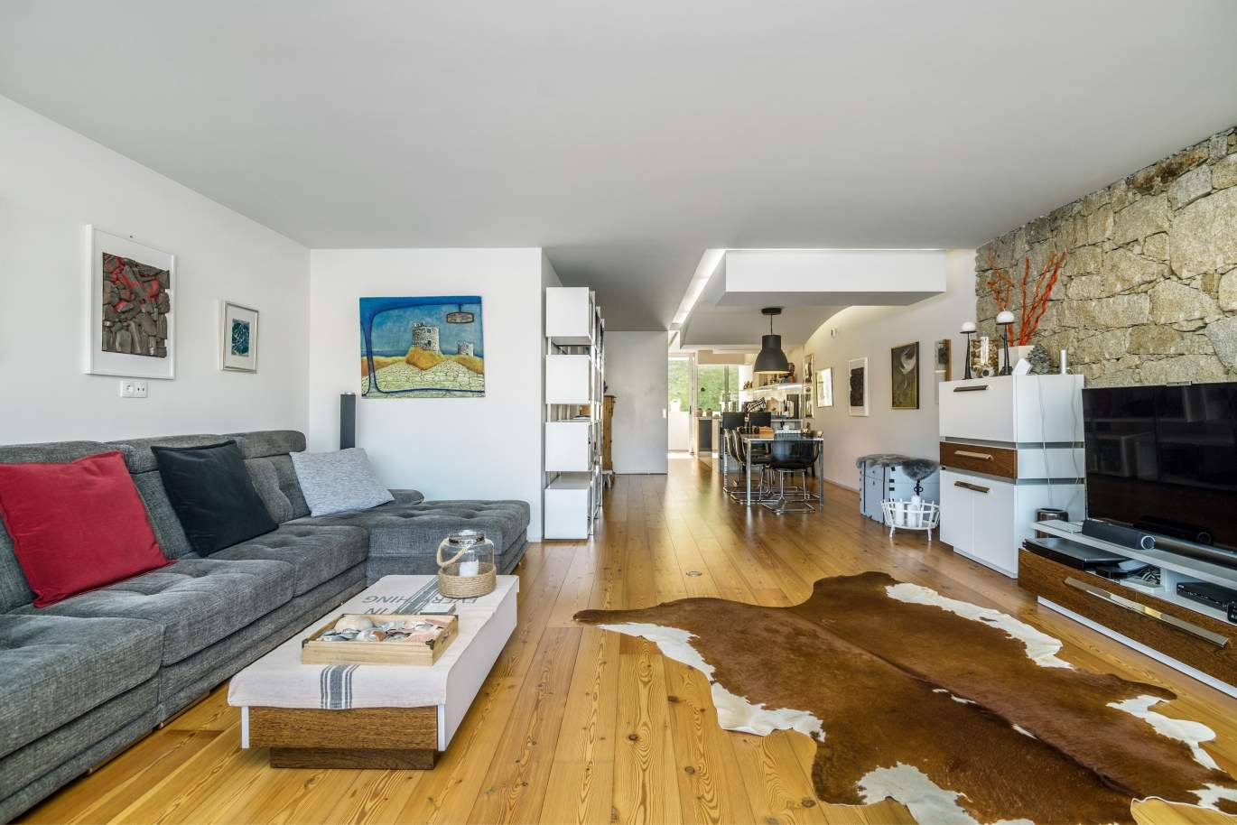 Sale of luxury apartment with river views, V. N. Gaia, Porto, Portugal_99243