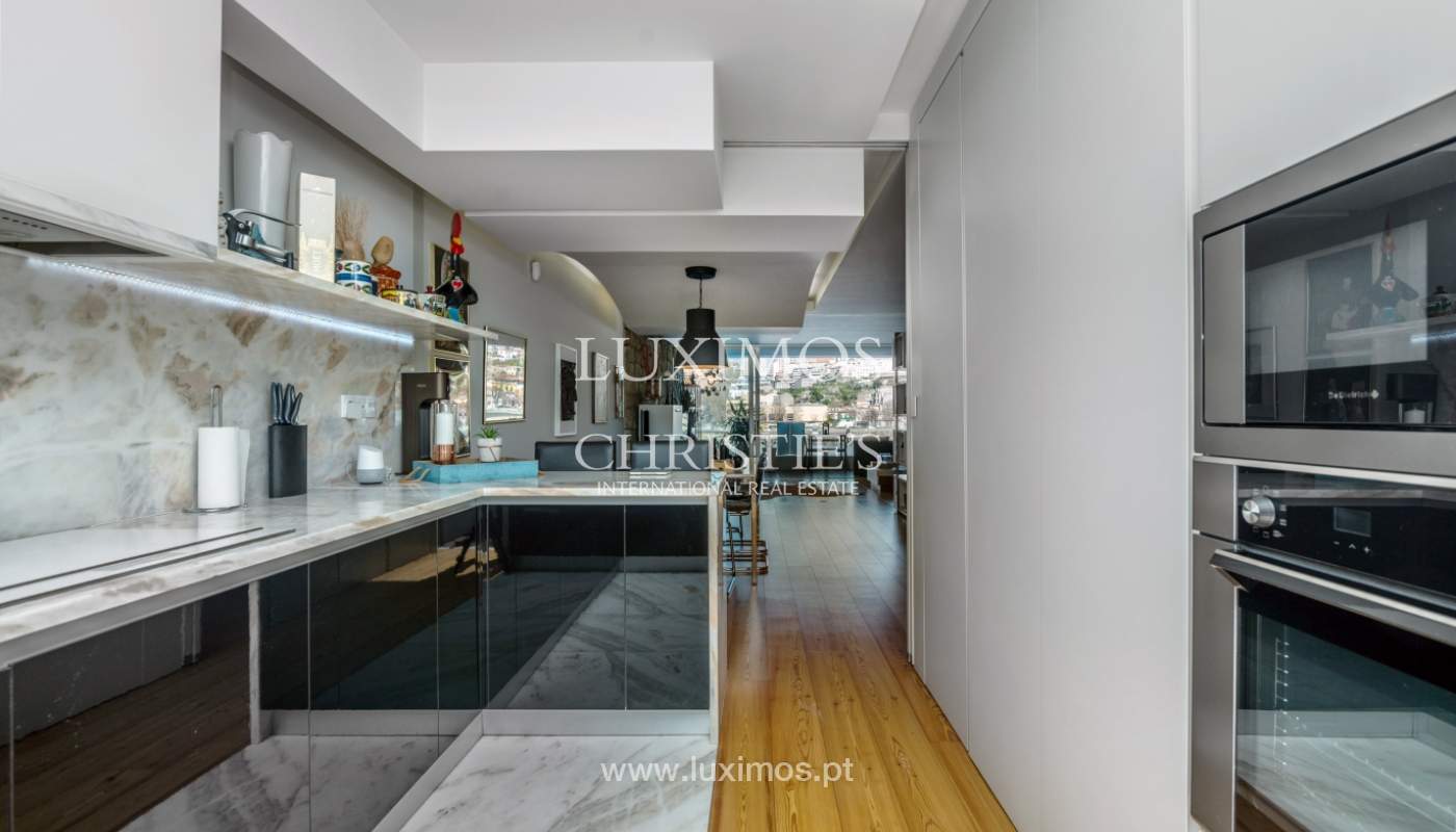 Sale of luxury apartment with river views, V. N. Gaia, Porto, Portugal_99245
