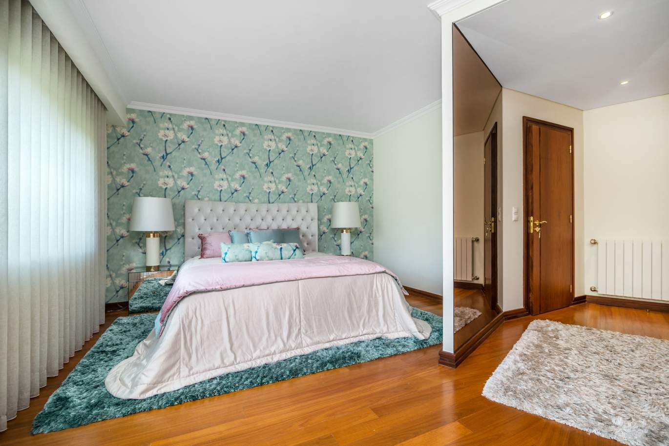 Sale: apartment w/ river views, in luxury condominium, Porto, Portugal_99619
