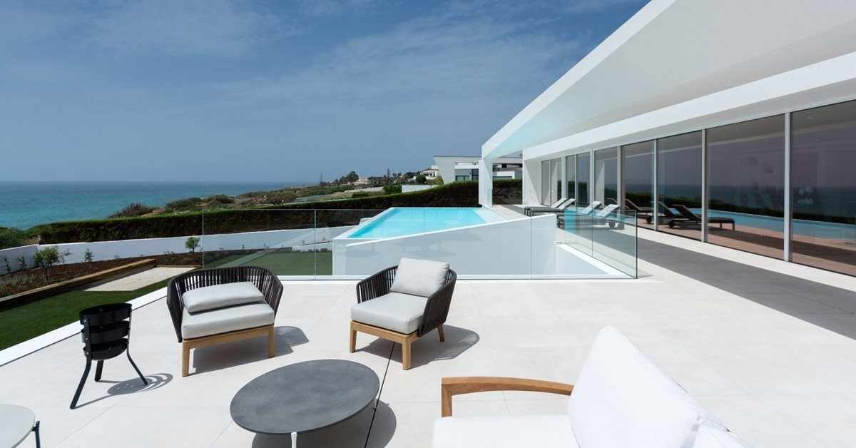 Houses in the Algarve with the signature of distinguished architects in the real estate world