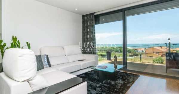 Vila Nova de Gaia: onde comprar uma casa junto à praia, com vista mar