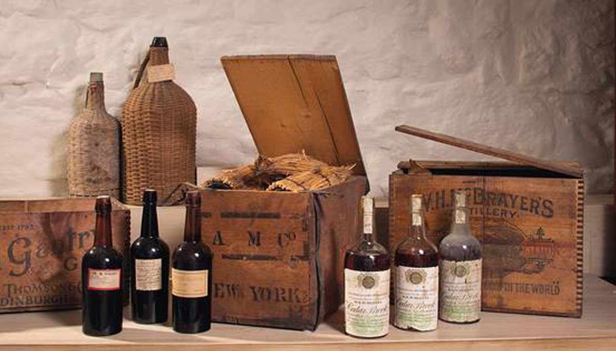 Vin rare de Madeira des XIV et XVIII Siècles, vente aux enchères